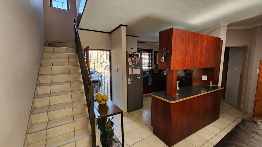 To Let 3 Bedroom Property for Rent in Cashan North West